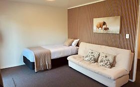 Summer Inn Motel - Newly Renovated